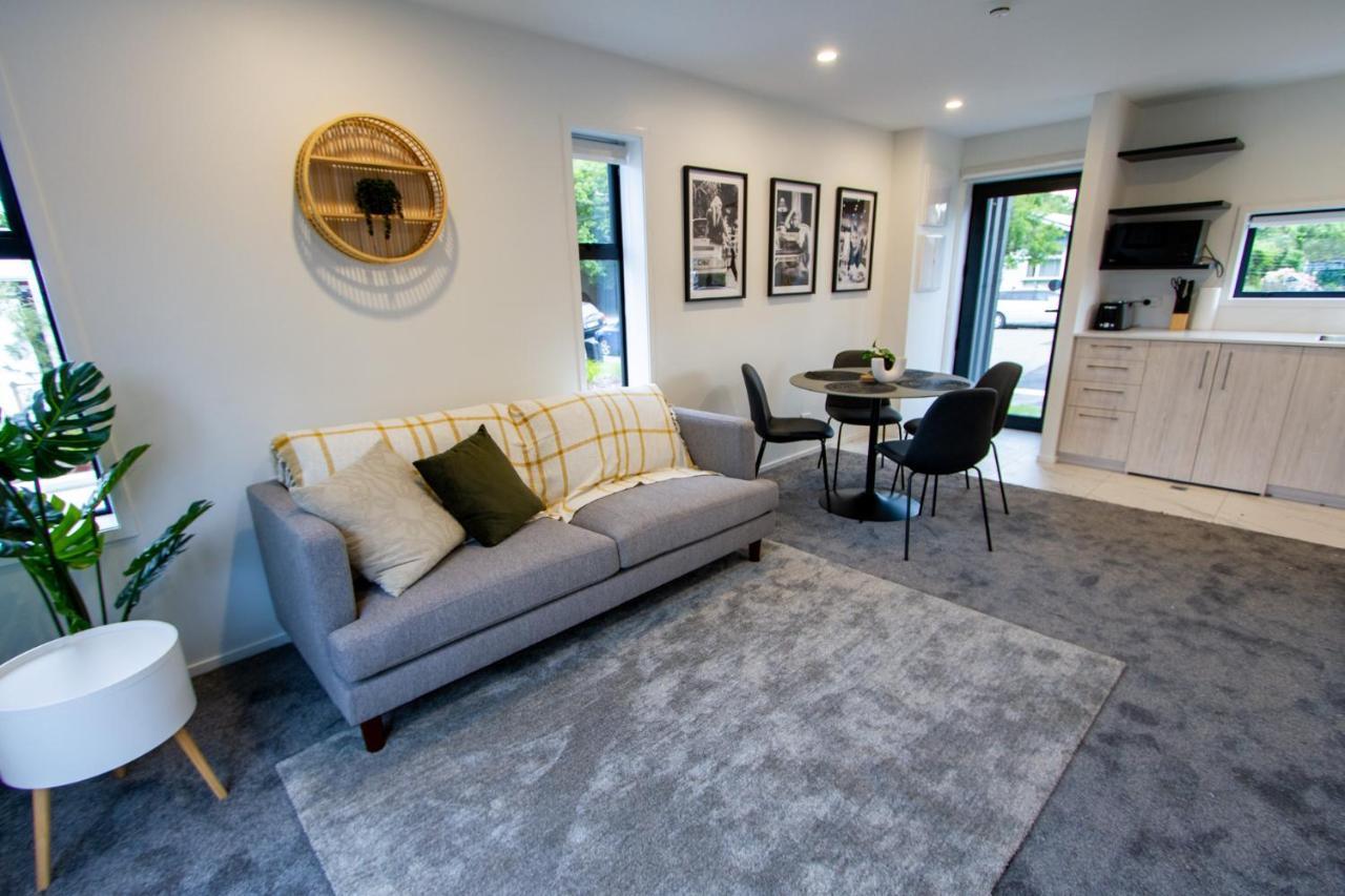 2 Bed Central Addington W/Park Christchurch Eksteriør bilde