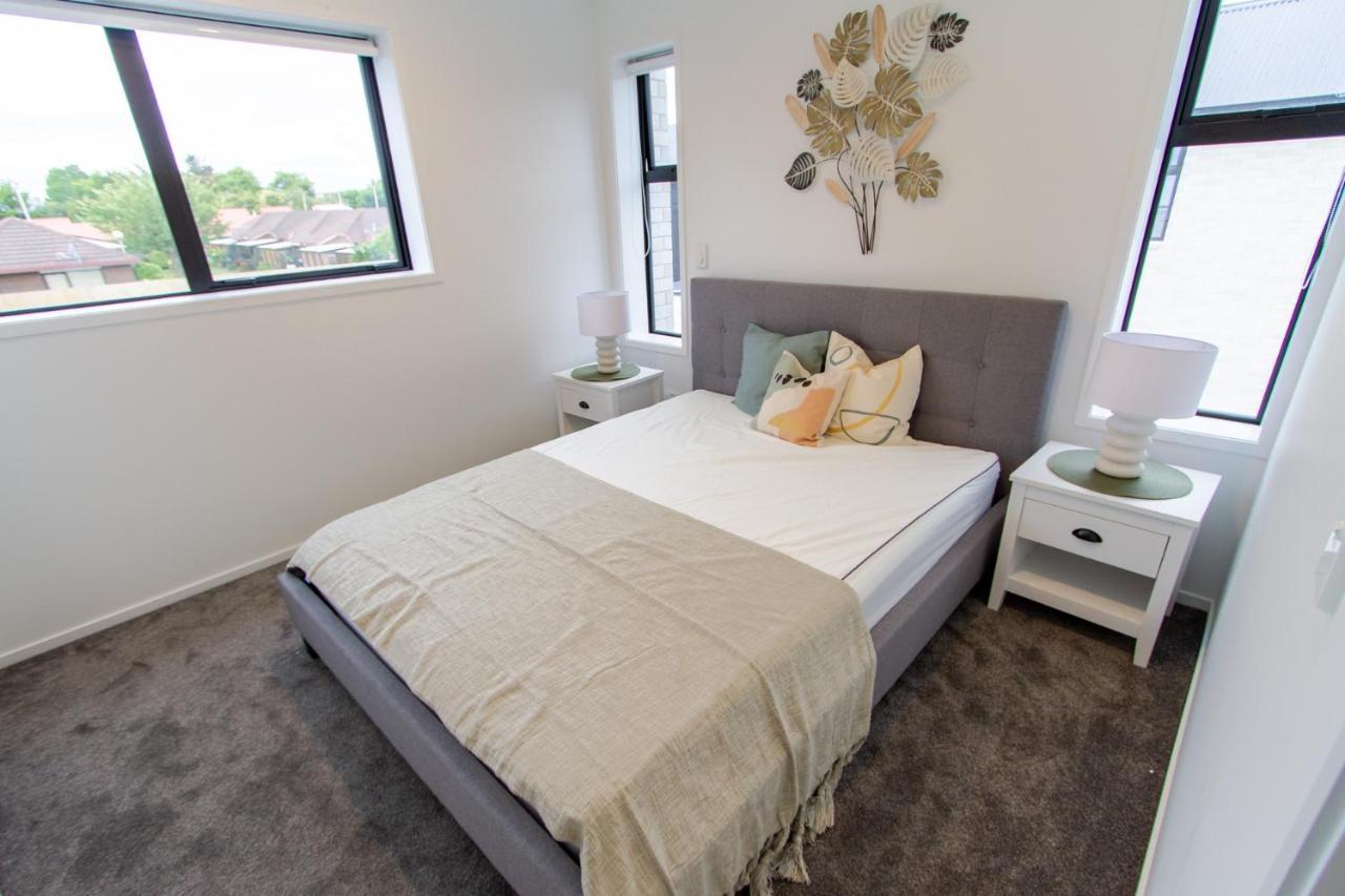 2 Bed Central Addington W/Park Christchurch Eksteriør bilde
